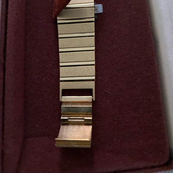 Le Montre Swiss Quartz Watch - Picture 4 of 6